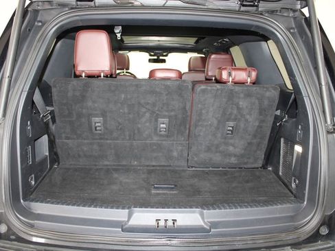 Used 2022 Ford Expedition Limited AWD/4WD image 16