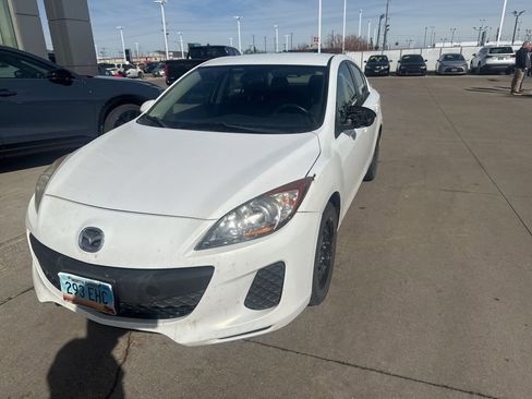 Used 2012 MAZDA MAZDA3 i Sport image 3