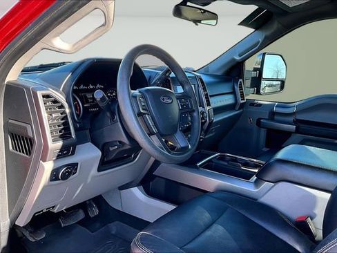 Used 2021 Ford F250 XLT w/ XLT Premium Package image 18