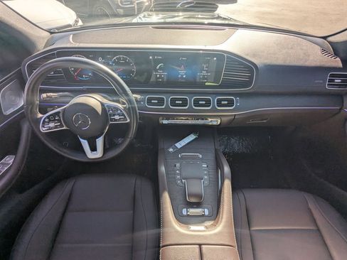 Certified 2022 Mercedes-Benz GLS 450 4MATIC image 4