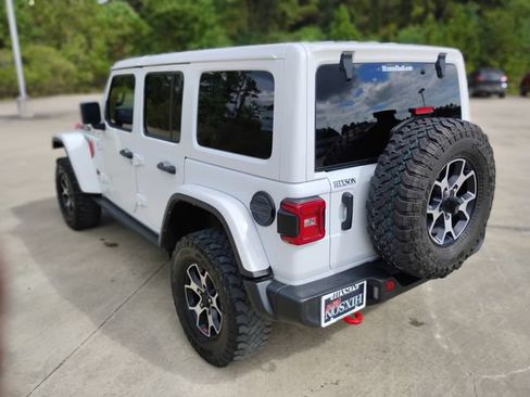 Used 2022 Jeep Wrangler Unlimited Rubicon w/ LED Lighting Group image 3