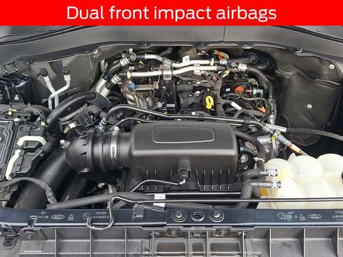 Used 2022 Ford Explorer XLT image 27