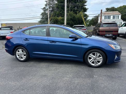 Used 2019 Hyundai Elantra Value Edition FWD image 6