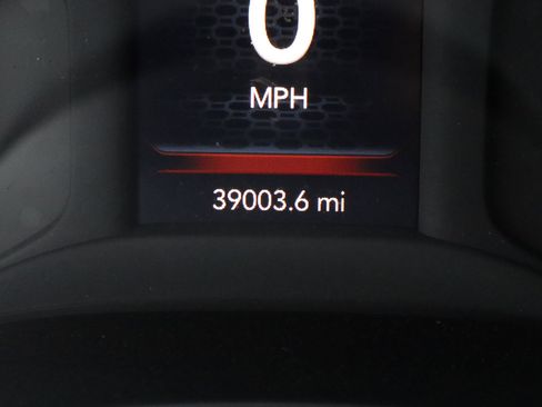 Used 2024 RAM 2500 Big Horn image 32