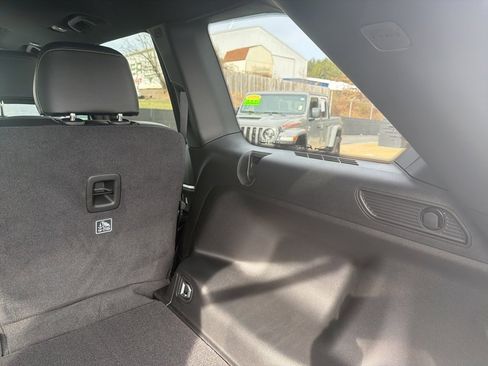 New 2026 Jeep Grand Cherokee Laredo image 16