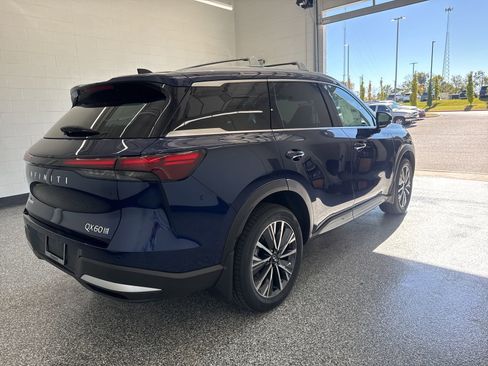 New 2026 INFINITI QX60 Luxe w/ Cargo Package AWD/4WD image 4