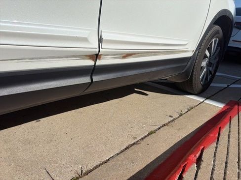 Used 2021 Honda Pilot EX-L image 9