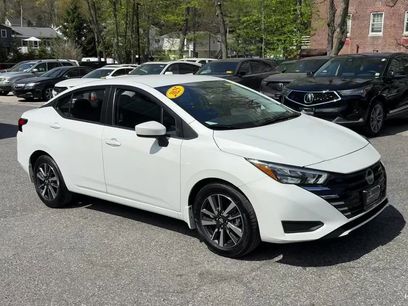 Used 2025 Nissan Versa SV w/ Trunk Package