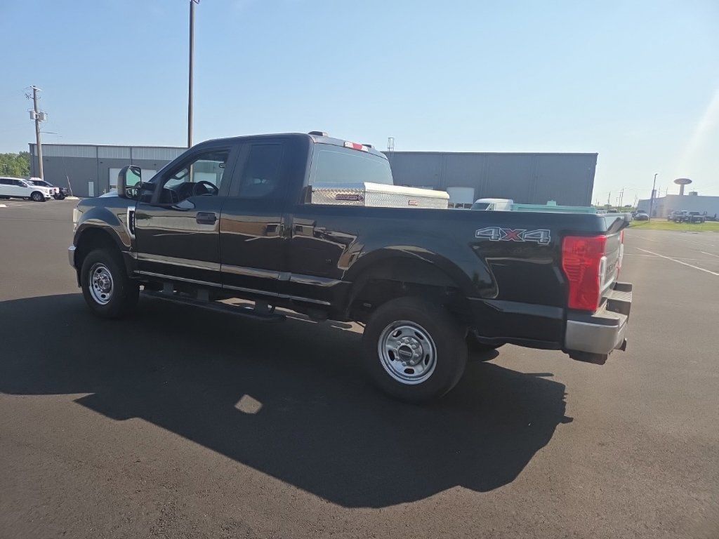 Used 2021 Ford F250 XL w/ Power Equipment Group AWD/4WD image 5