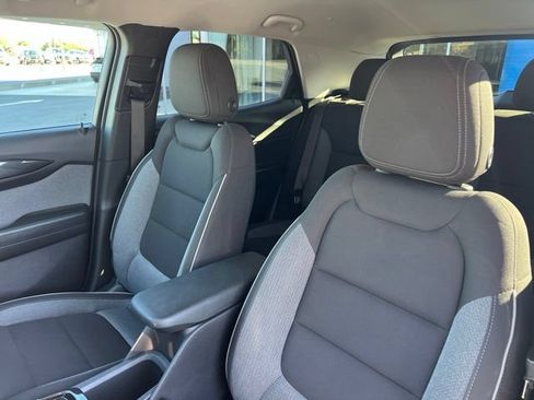 Used 2025 Chevrolet TrailBlazer LT AWD/4WD image 14