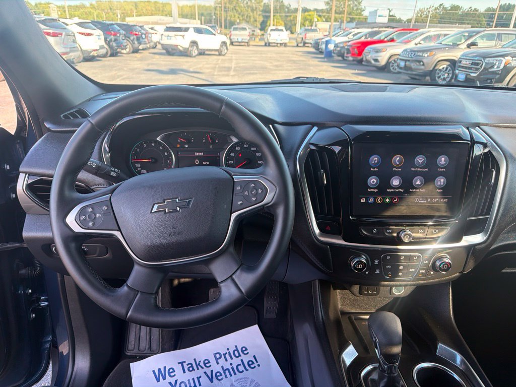 Used 2023 Chevrolet Traverse LT FWD image 22