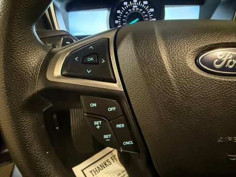 Used 2019 Ford Fusion SE image 31