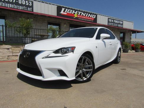 Used 2016 Lexus IS 200t image 1