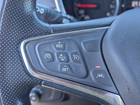Used 2020 Chevrolet Equinox LT AWD/4WD image 18