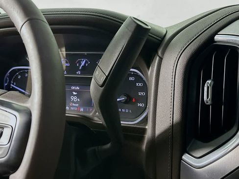 Used 2021 GMC Sierra 1500 SLT w/ SLT Premium Plus Package AWD/4WD image 19
