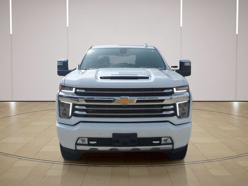 Used 2023 Chevrolet Silverado 2500 High Country w/ Safety Package II AWD/4WD image 10
