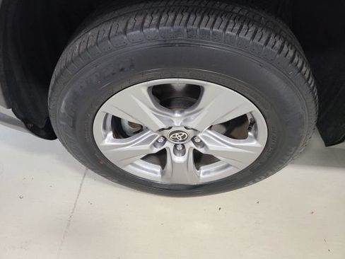 Certified 2023 Toyota RAV4 XLE AWD/4WD image 37