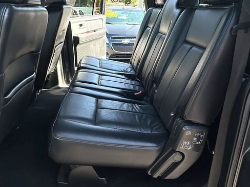 Used 2007 Ford Expedition EL Limited RWD image 26