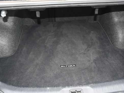 Used 2023 Nissan Altima 2.5 SV image 16