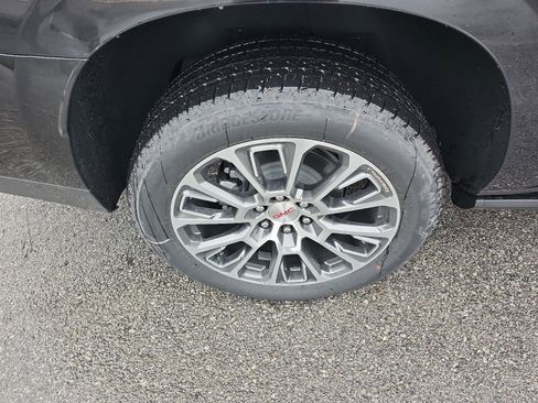 New 2026 GMC Yukon XL Denali w/ Sun & Power Step Package image 5