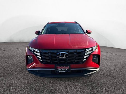 Certified 2022 Hyundai Tucson SEL w/ Convenience Package AWD/4WD image 2