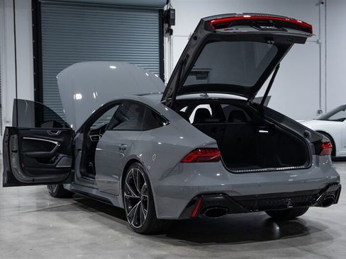Used 2023 Audi RS 7 Sportback AWD/4WD image 42