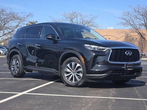 Used 2023 INFINITI QX60 Pure image 2