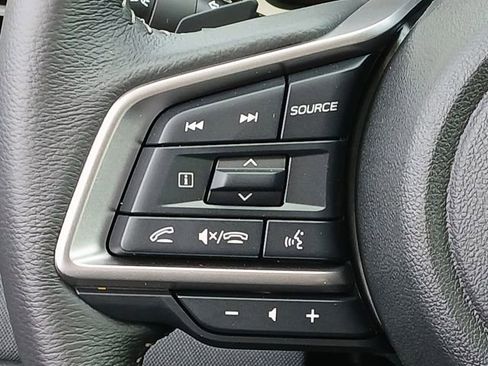 Used 2025 Subaru Outback Premium image 8