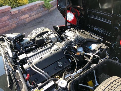 Used 1995 Chevrolet Corvette Convertible RWD image 11