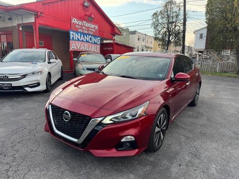 Used 2019 Nissan Altima 2.5 SL image 1