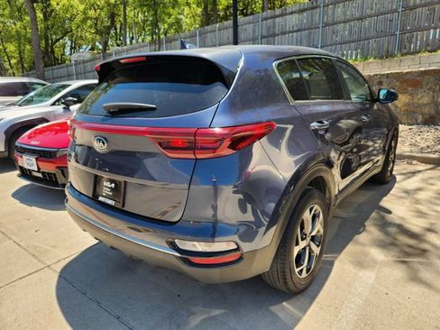Used 2020 Kia Sportage LX FWD image 4