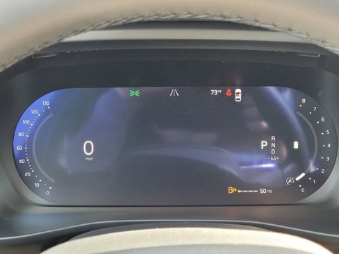 New 2026 Volvo XC40 B4 Core w/ Climate Package FWD image 13