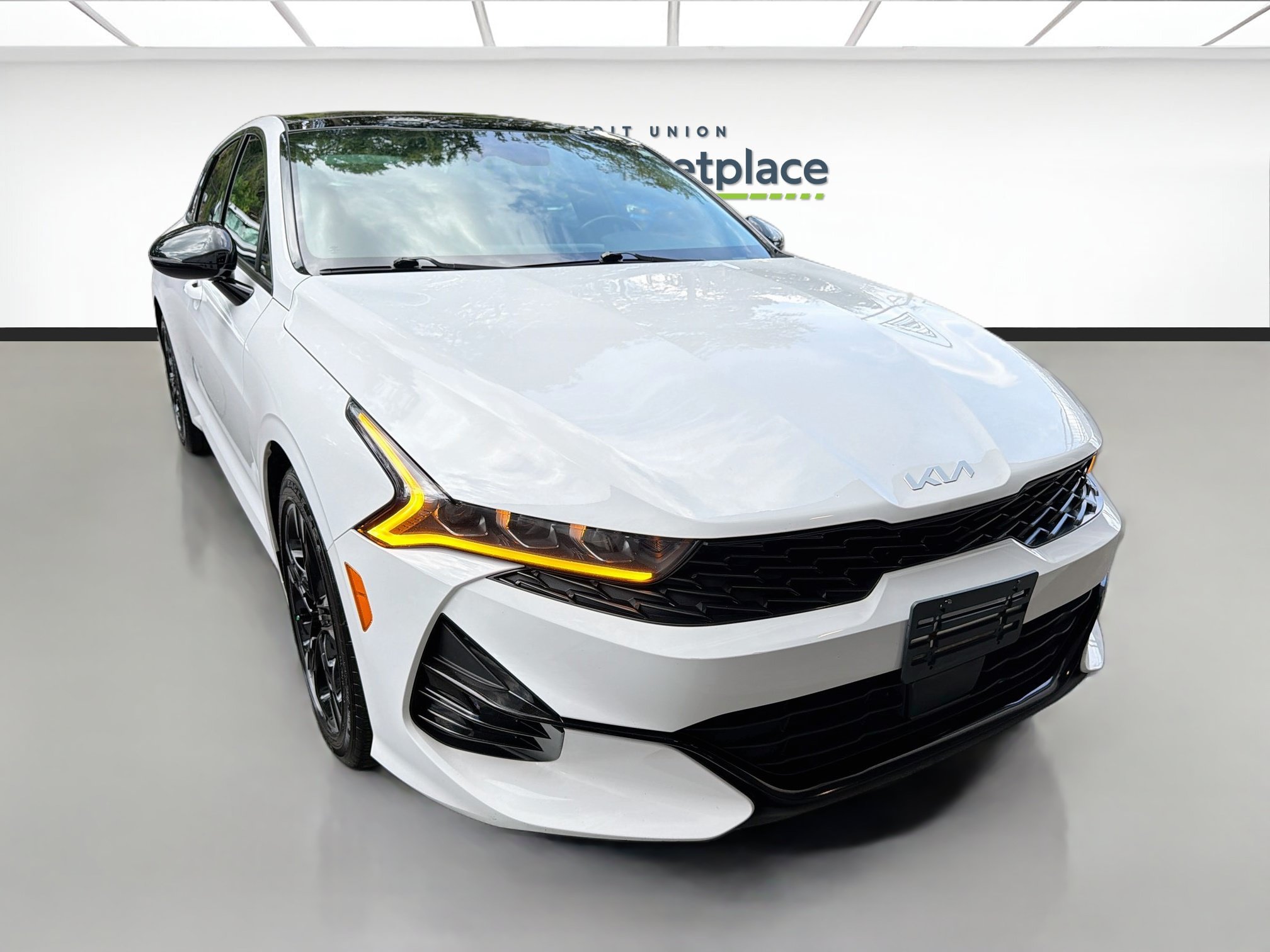 Used 2023 Kia K5 GT-Line FWD image 1