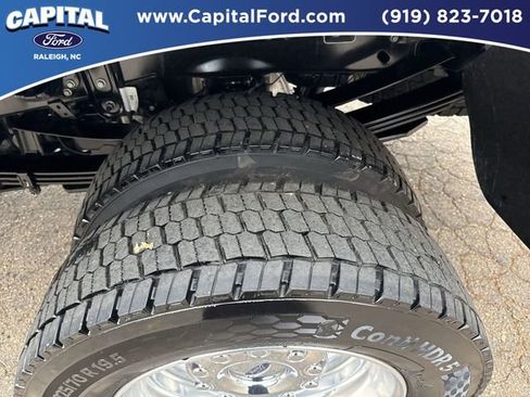 Used 2025 Ford F450 Platinum w/ FX4 Off-Road Package image 14