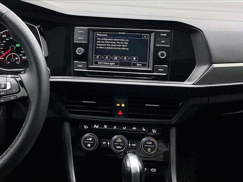 Used 2021 Volkswagen Jetta SE FWD image 7