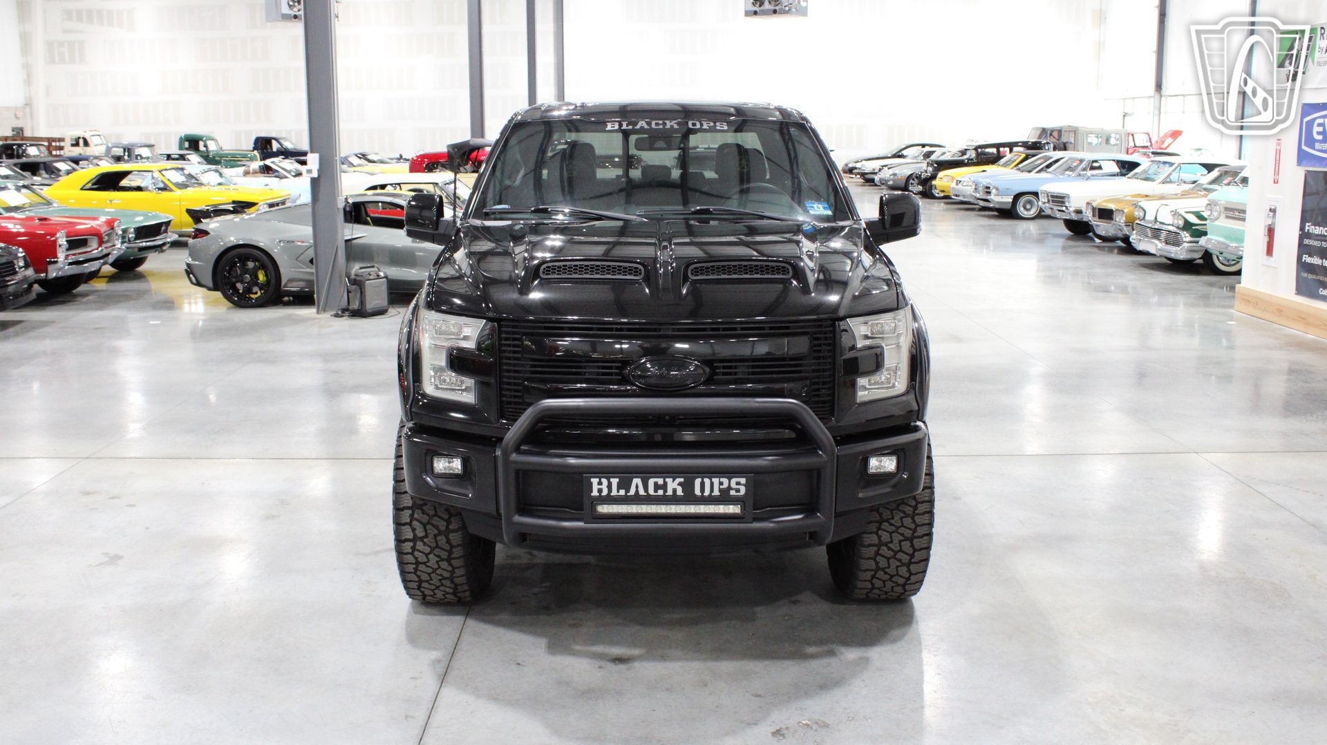 Used 2015 Ford F150 Lariat w/ Equipment Group 502A Luxury AWD/4WD image 27