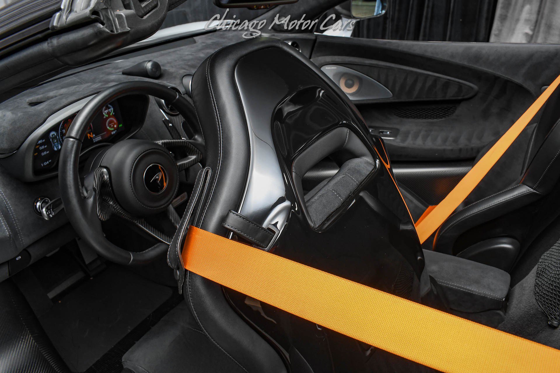 Used 2020 McLaren 600LT Spider RWD image 22