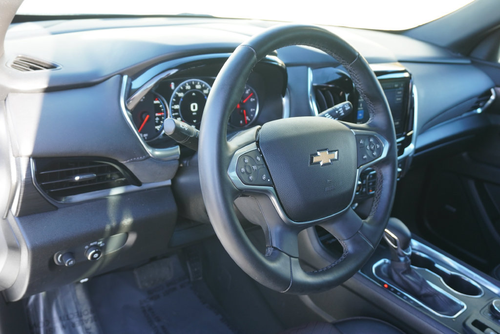 Used 2023 Chevrolet Traverse High Country w/ LPO, Floor Liner Package AWD/4WD image 24