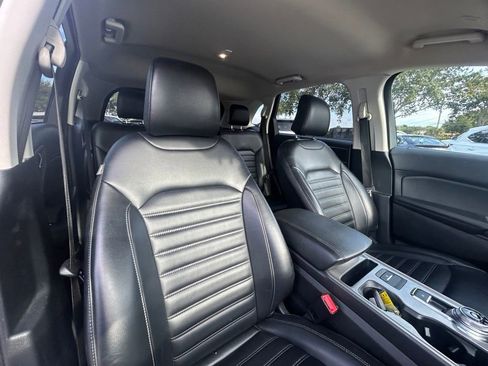 Used 2023 Ford Edge SEL image 27