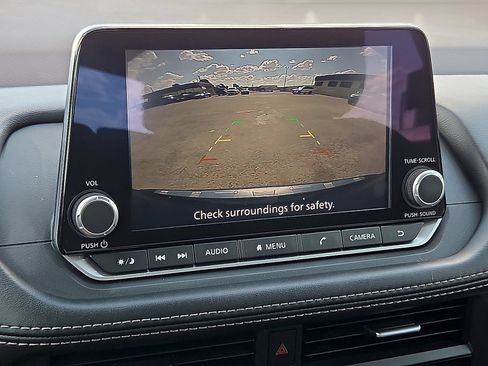Used 2023 Nissan Rogue SV FWD image 20