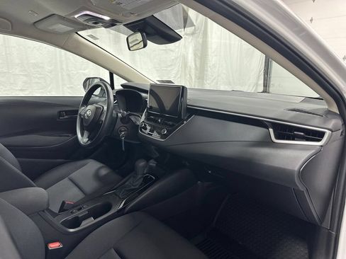 Used 2026 Toyota Corolla LE FWD image 59