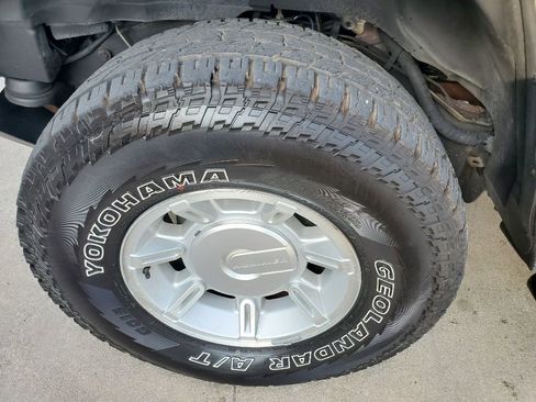 Used 2004 HUMMER H2 image 15