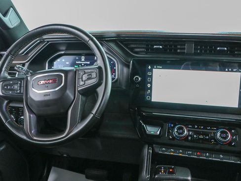 Used 2023 GMC Sierra 1500 AT4 w/ AT4 Premium Package AWD/4WD image 18
