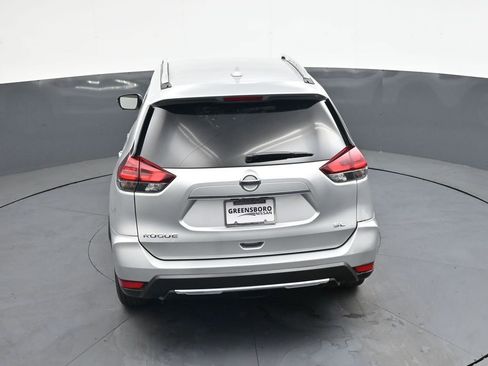 Used 2018 Nissan Rogue SL FWD image 31