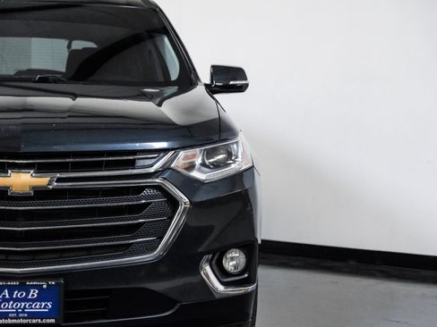 Used 2019 Chevrolet Traverse LT image 49