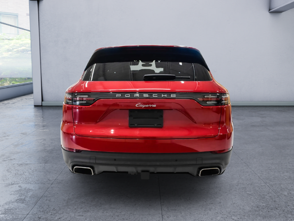 Used 2022 Porsche Cayenne AWD/4WD image 6