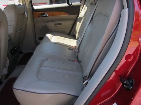 Used 2014 Lincoln MKX AWD w/ Equipment Group 102A image 15