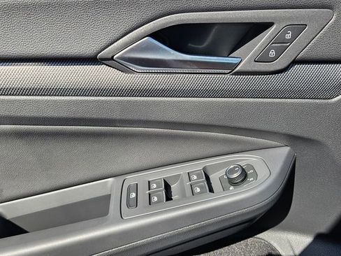 New 2025 Volkswagen GTI SE image 28