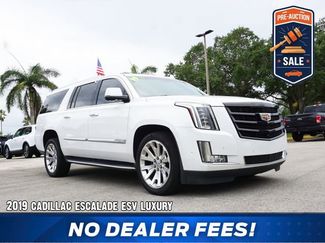 Used 2019 Cadillac Escalade ESV Luxury RWD video 1
