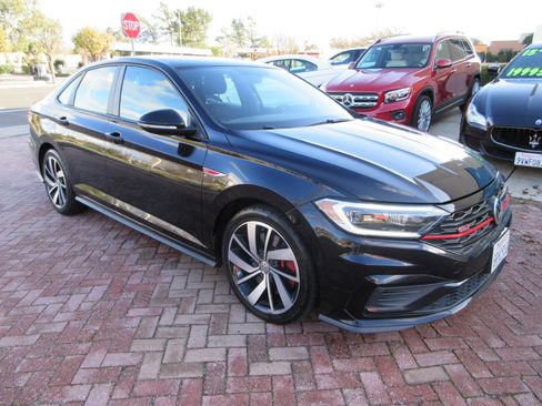 Used 2019 Volkswagen Jetta GLI image 51